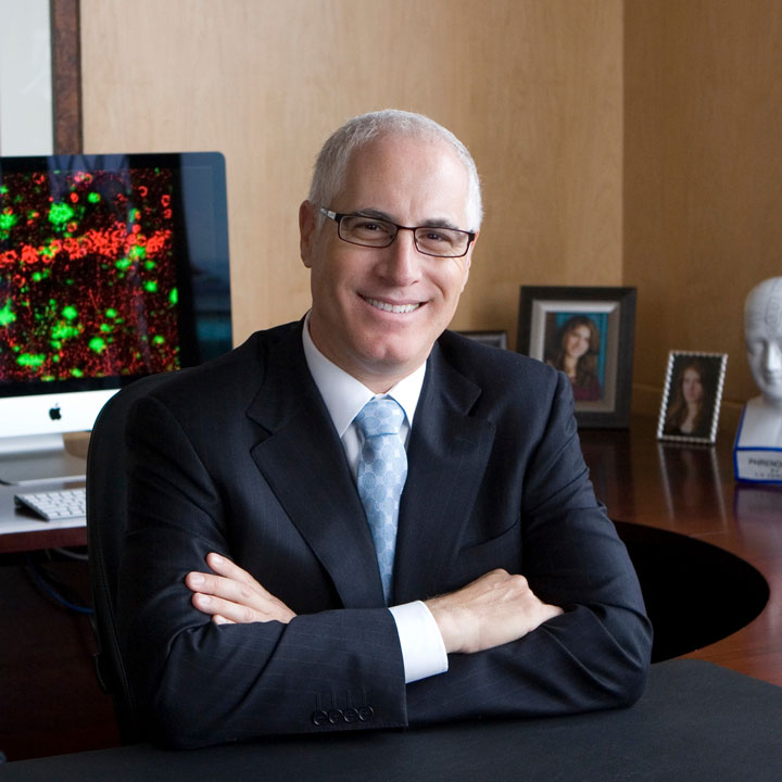 Frank LaFerla-led-team identities first compound to block progression of Alzheimer's disease